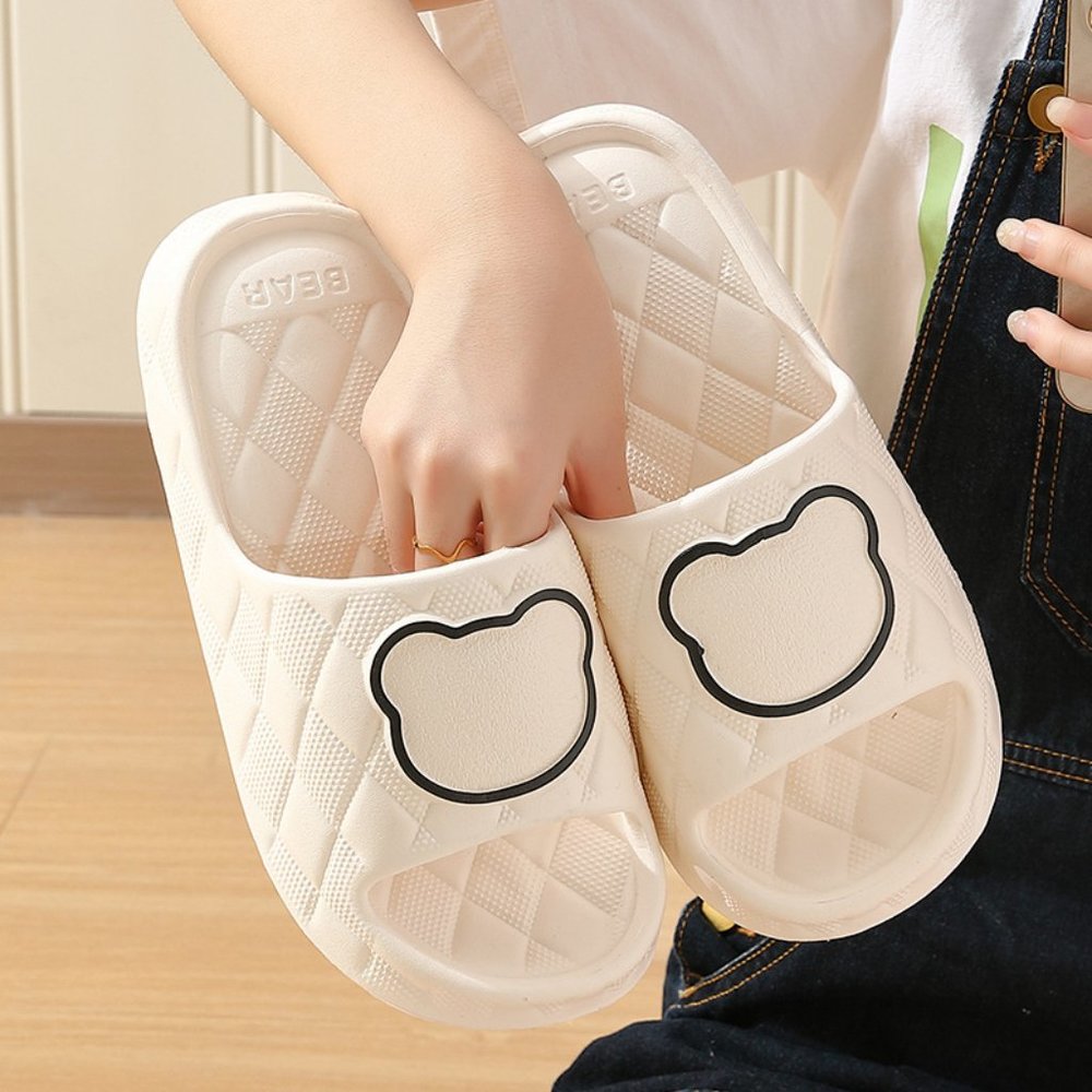 New Bear Slippers Indoor Non-slip Thick Soles Floor Bedroom Bathroom Slippers - Picture 1 of 12